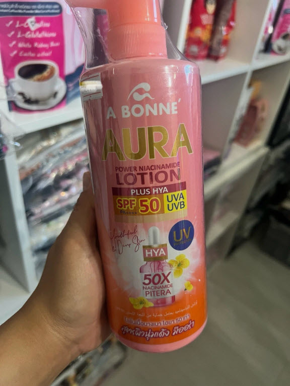 A Bonne Aura Power Niacinamide Lotion Plus HYA SPF 50 UVA/UVB